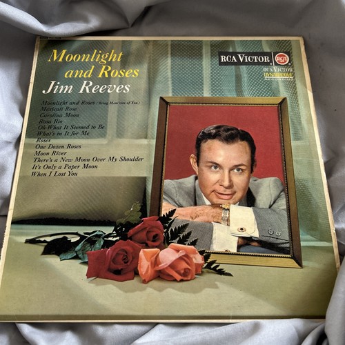 Jim reeves moonlight and roses - reeves,