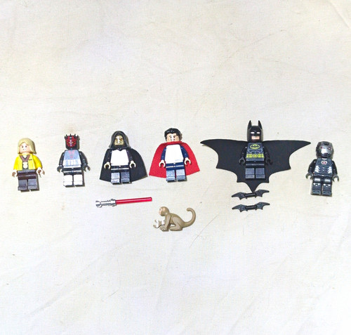 Lego minifigure lot - lot, w/