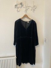 Poetry Velvet Shift Dress. Charcoal/ Midnight Blue. Size 16. New