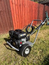 Karcher Professional Petrol Powered High Pressure Washer HD 6/15 200 bar