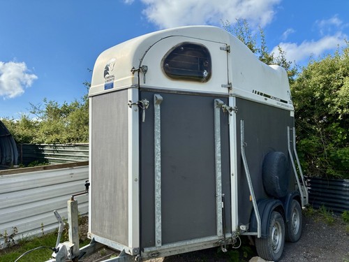 Cheval liberte pullman horse - cheval,