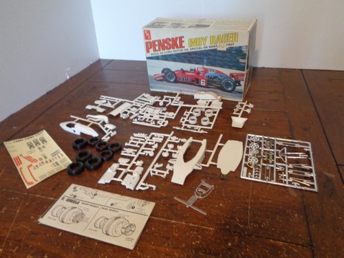 Penske indy racer - ,