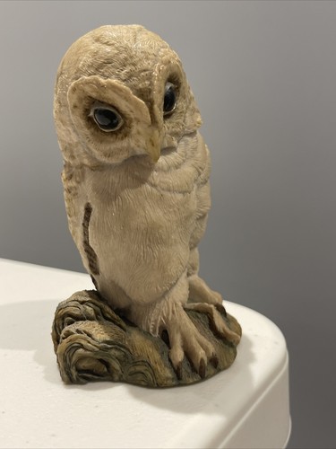 Vintage barn owl figurine - vintage,