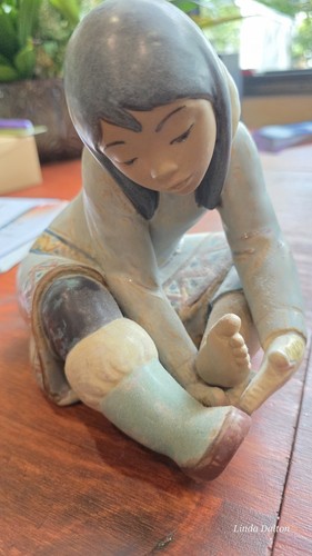 Lladro figurine retired - lladro,
