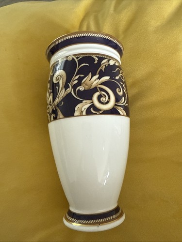 Wedgwood bone china cornucopia - wedgwood,