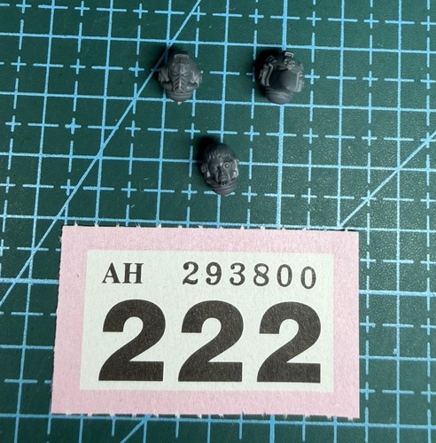 Space marine sergeant head - 3,