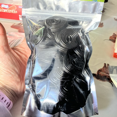 Black liquorice wheels - black,
