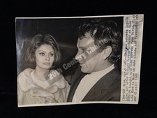 VINTAGE 1962 SOPHIA LOREN RICHARD BURTON B&W MOVIE PRESS PHOTO PROMOTIONAL STILL