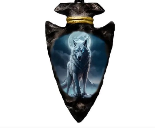 Wolf necklace arrowhead style - necklace,