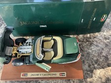 Burago Die Cast Display Model of A 1961 Jaguar E Type 1:18 Scale Boxed Rare