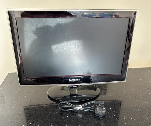 Samsung lcd flatscreen - hd,