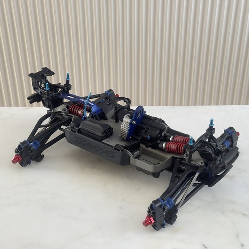 Traxxas revo scale rc - traxxas, 1/8