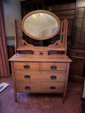 Antique dressing table and - dressing,