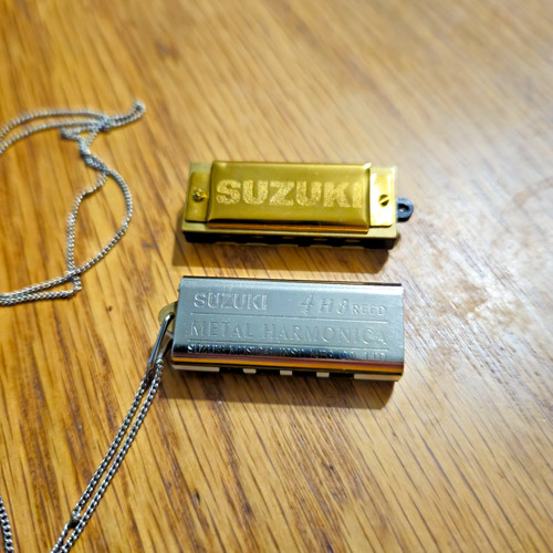 Suzuki mini harmonica keyrings - suzuki,