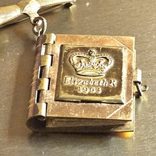 Beautiful Queen Elizabeth