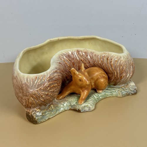 Red squirrel posy vase - red,