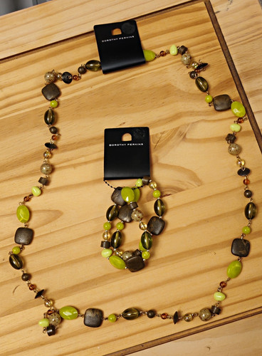 Green beaded necklace and - green,