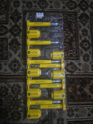 Shipping container bolt - ,