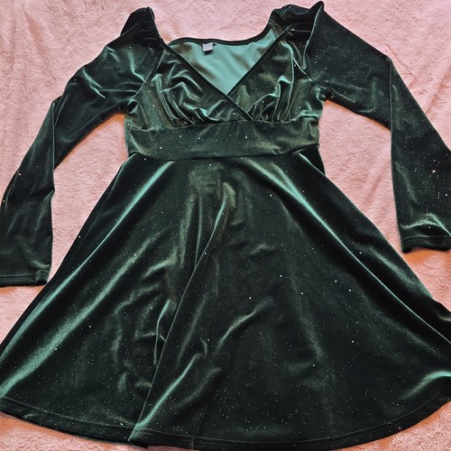 Dark green velvet dress size - size, l