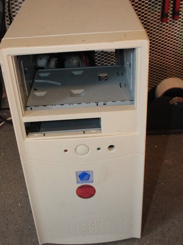Atx case pentagon retro 2000 - atx,