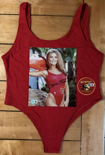 Carmen electra signed - signed, baywatch