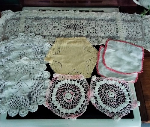 Lot vintage hand made - of,