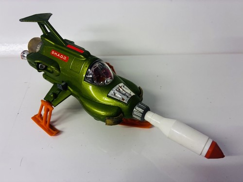 Dinky toys 351 shado ufo - toys,