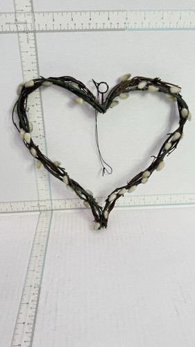 Faux pussy willow heart - pussy,