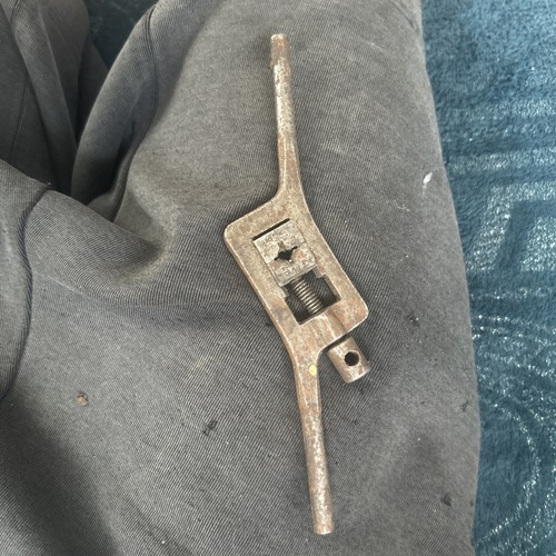 Vintage die holder handle - vintage,