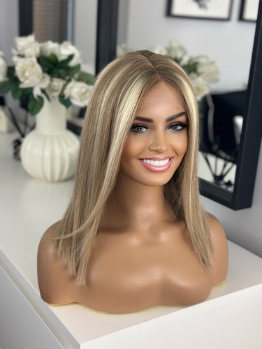 Balayage highlighted biscuit - highlighted,