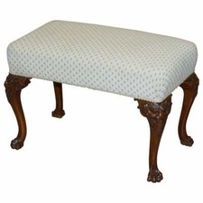 FULLY RESTORED GEORGE III STYLE HAND CARVED BENCH STOOL WITH LION HAIRY PAW FEET