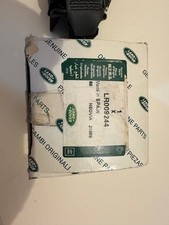 LR009244  front seat belt