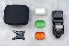 Nikon SB-700 Speedlight Flash