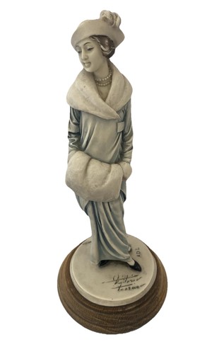 Vintage capodimonte lady - vintage,