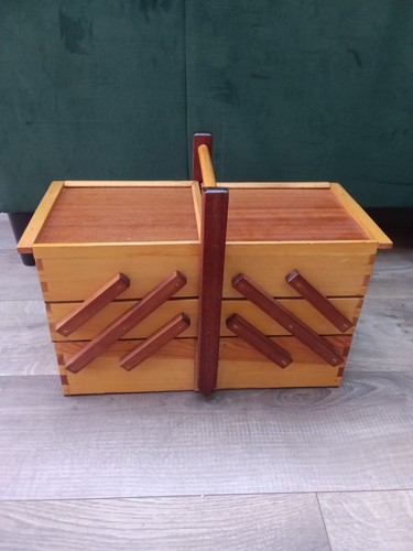 Vintage wooden canterlever - vintage,