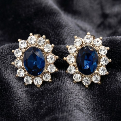 Gold zircon crystal clip - gold, on