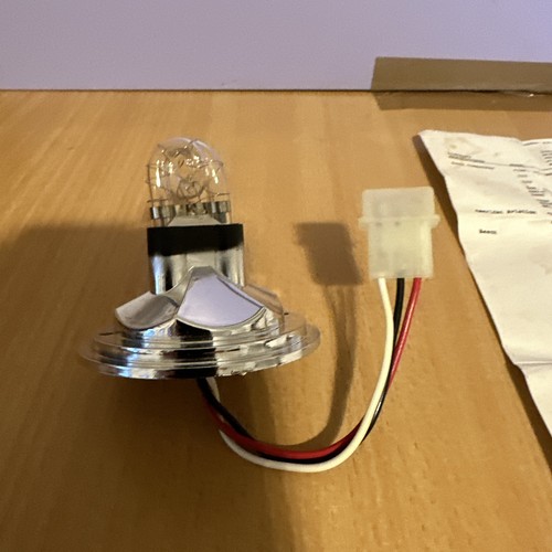 Whelen aerospace strobe beacon - aerospace,