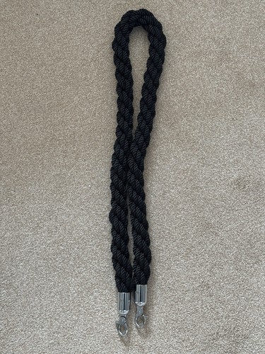 Black divider nightclub rope - divider/nightclub,