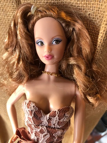 Pink label barbie miss topaz - barbie,