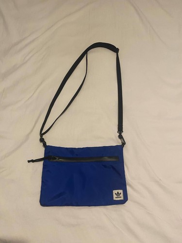 Adidas simple large pouch - adidas,
