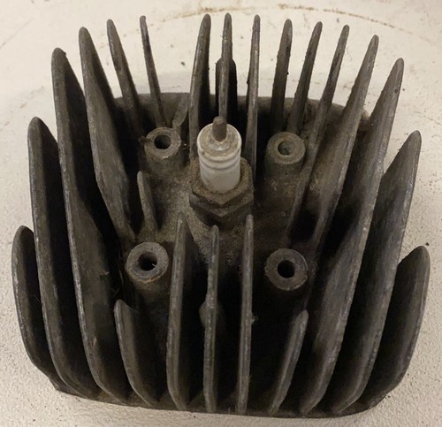 Yamaha rd50 cylinder head - yamaha,