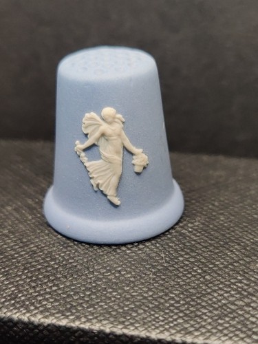 Blue jasperware thimble - ,