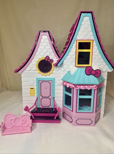 Hello kitty friends fold - hello,