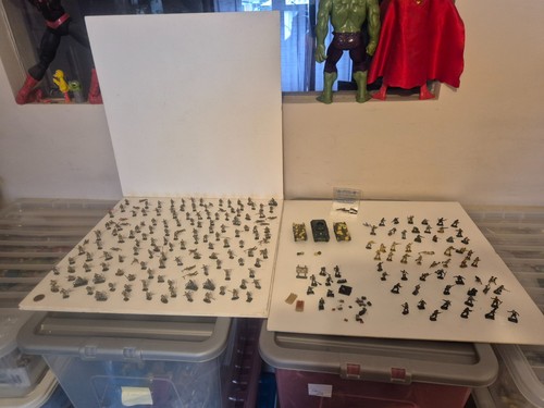 Vintage military mini toy - military,