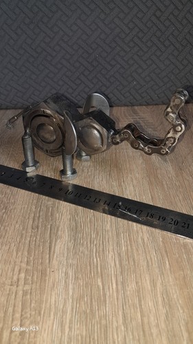 Scrap art nuts - art, nuts&bolts