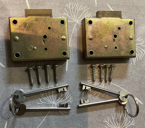 Pair lever locks for gun - locks,