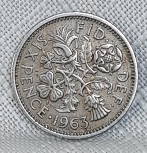 1963 sixpence coin - uk,