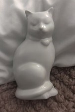 'Partylite' White Ceramic Cat Diffuser Sticks Holder