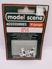 Cows Black & White "N" Gauge