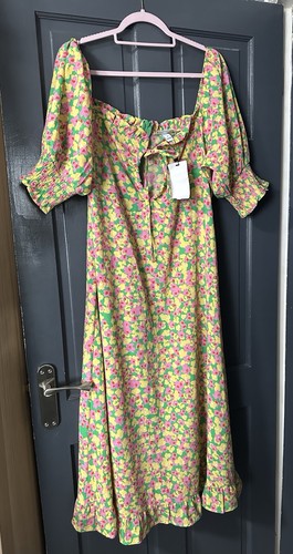 Neon rose ditsy - rose, milkmaid